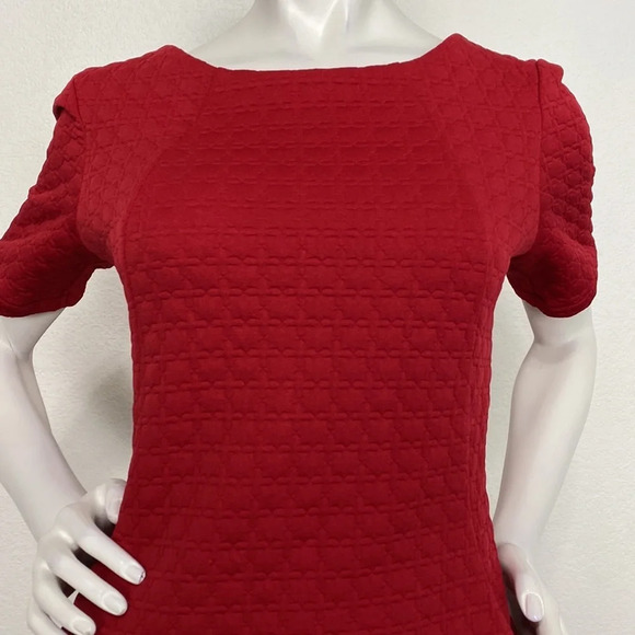 Sharagano Red Bubble Textured Pocket Short Sleeve Crew Neck Mini Dress Size 6 - Picture 2 of 6